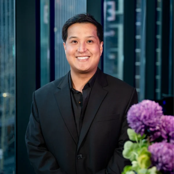 Simon Lau